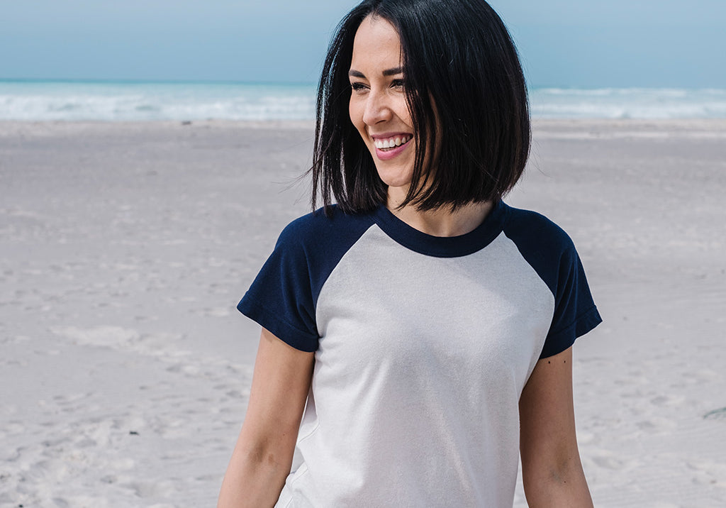La T-Shirt rigenerata, perché indossarla e quali benefici comporta