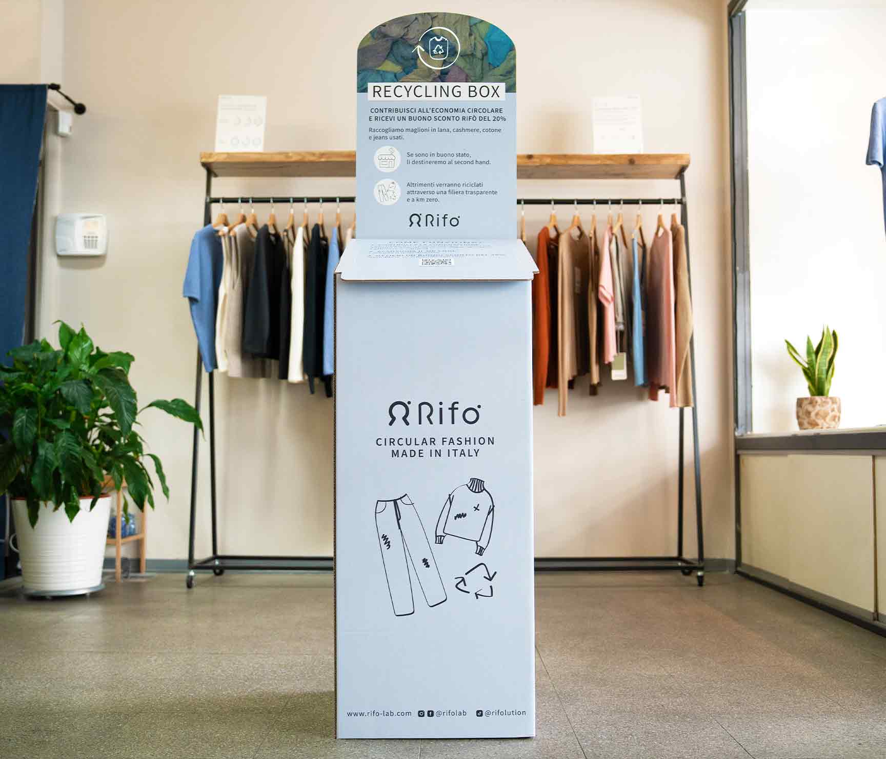 Come-smaltire-abiti-usati-raccolta_indumenti_vecchi_rifò