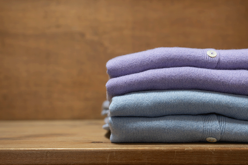 Cura-dei-capi-come-riporre-capi-in-maglia - Rifò Lab Moda Circolare Made in Italy