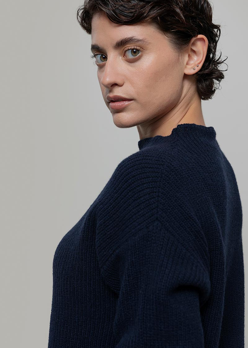Maglia Donna Cashmere Rigenerato Melissa Blu - Rifò Lab Moda circolare made in Italy