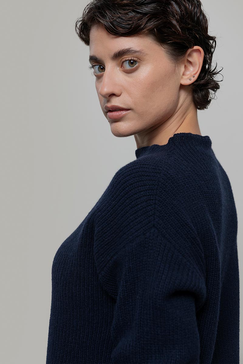 Maglia Donna Cashmere Rigenerato Melissa Blu - Rifò Lab Moda circolare made in Italy