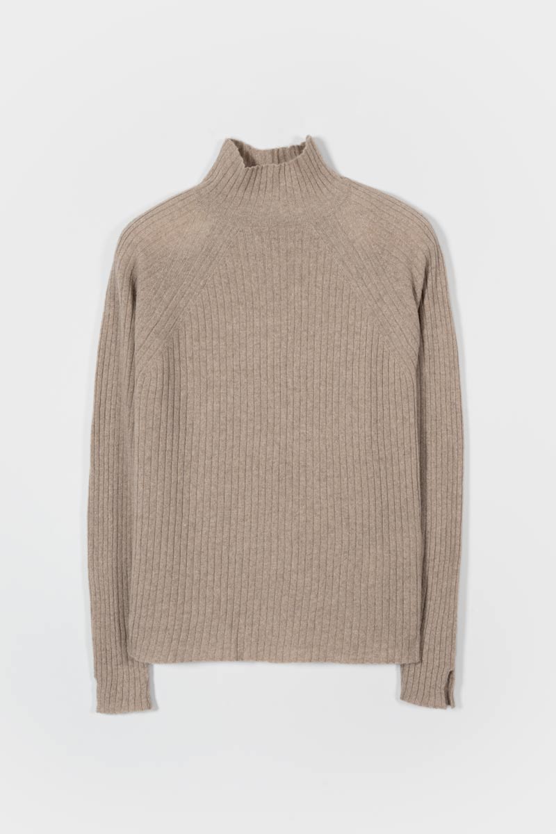 maglia-costine-cashmere-rigenerato-donna-euridice-beige - Rifò Lab Moda circolare made in Italy