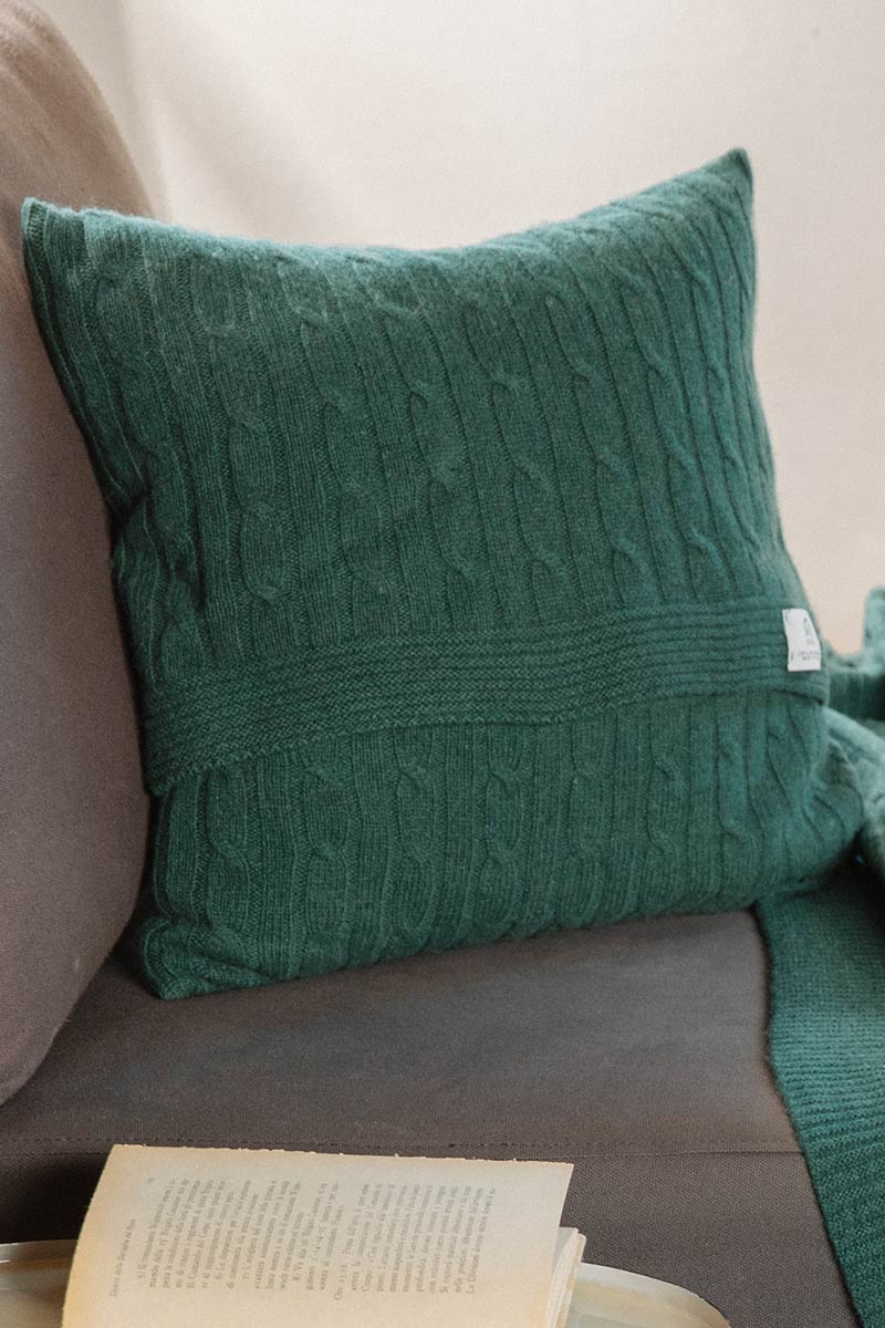 Verde Serpentino | Copricuscino Cashmere Rigenerato
