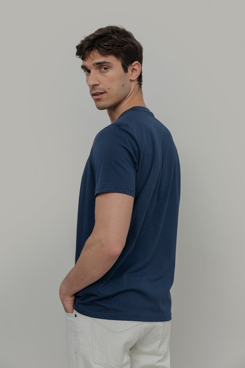 Blu Balena | tshirt cotone organico e cotone rigenerato uomo