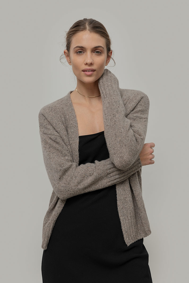 Maglia Donna Cashmere Rigenerato Eloisa Beige - Rifò Lab Moda circolare made in Italy