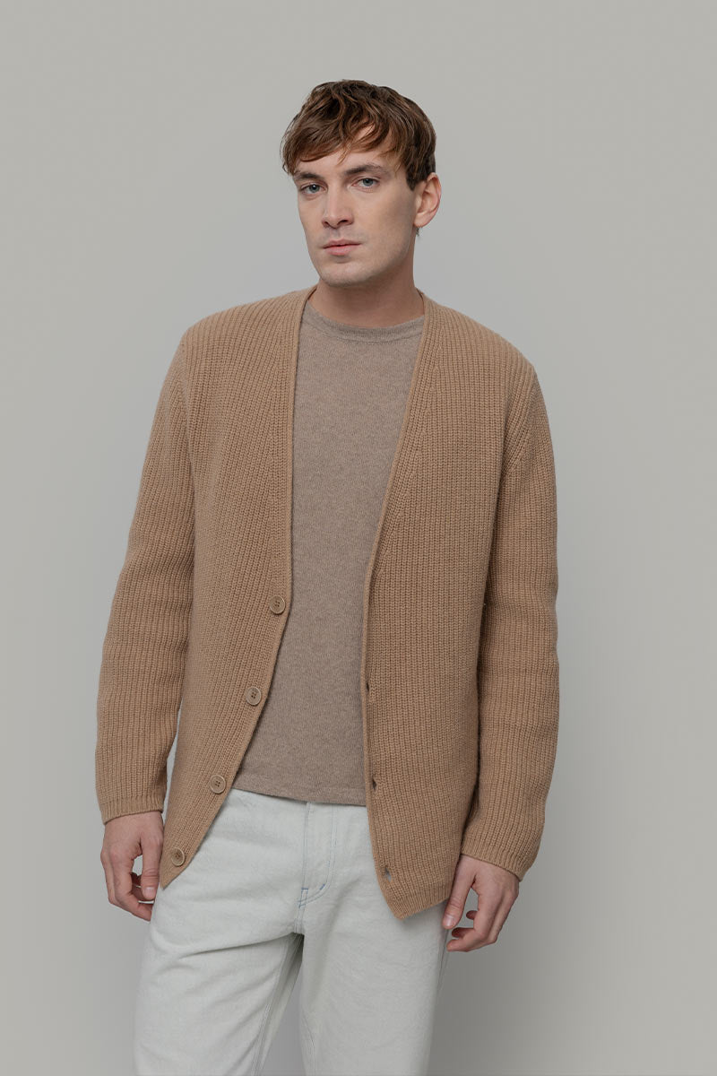 Cardigan Unisex Lana Rigenerata Cleto Beige - Rifò Lab Moda circolare made in Italy
