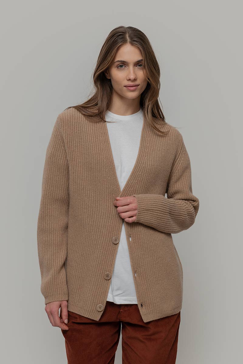 Cardigan Unisex Lana Rigenerata Cleto Beige - Rifò Lab Moda circolare made in Italy