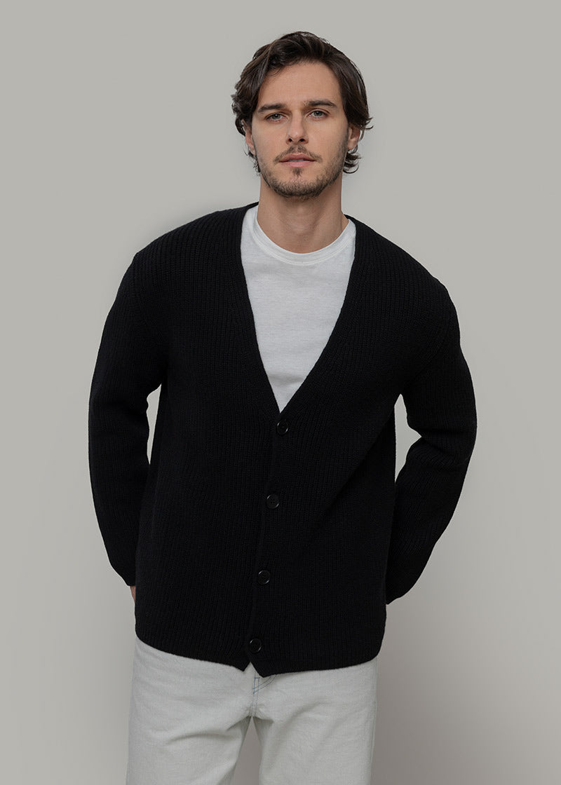 Cardigan Unisex Lana Rigenerata Cleto Nero - Rifò Lab Moda circolare made in Italy