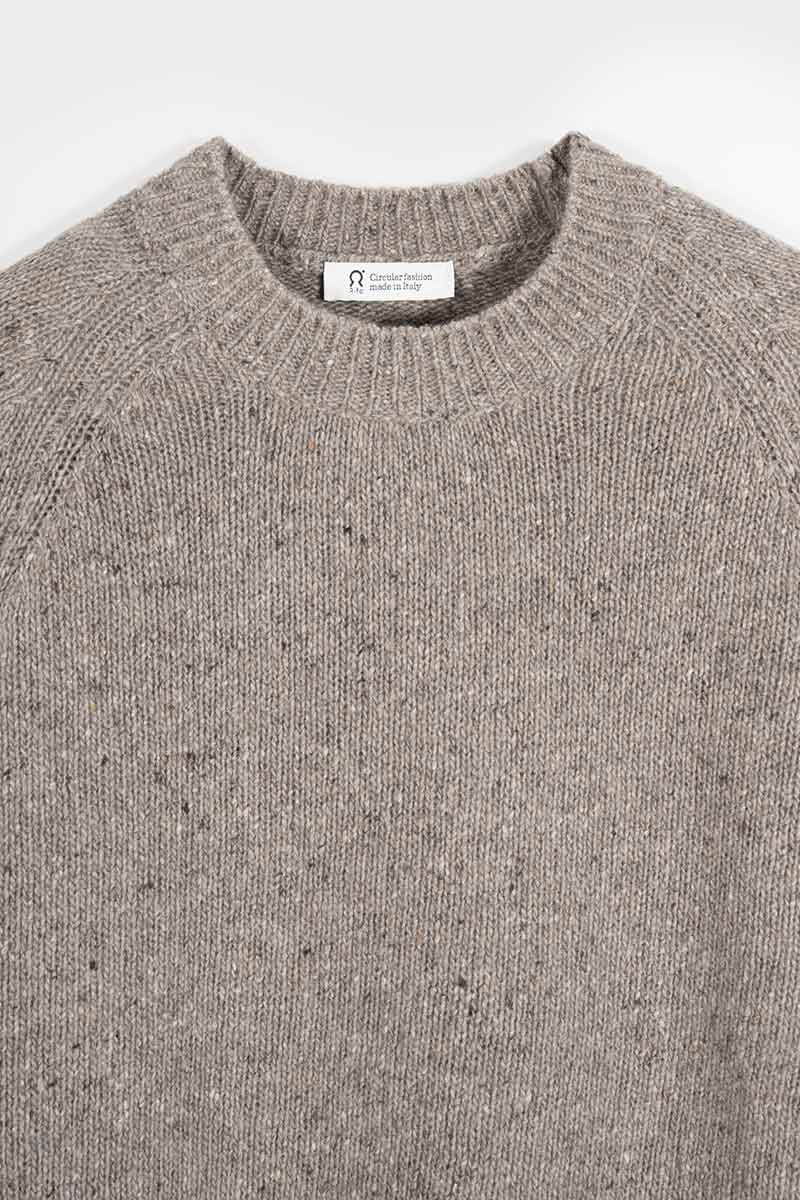 Maglia Girocollo Unisex Cashmere Rigenerato Alfredo Beige - Rifò Lab Moda circolare made in Italy