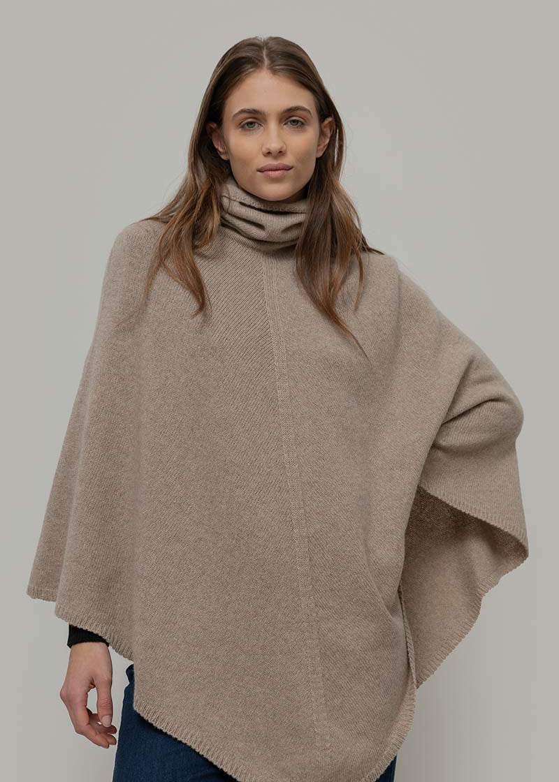 Poncho Donna Cashmere Rigenerato Elisabetta - Rifò Lab Moda circolare made in Italy
