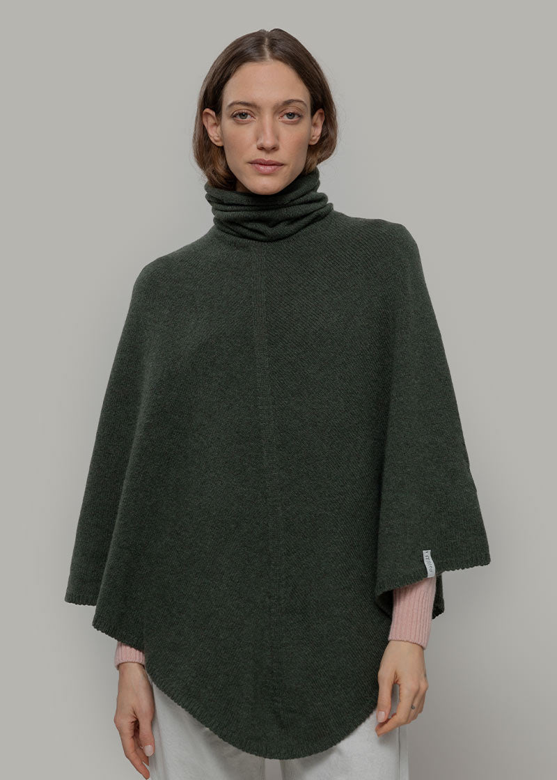 Poncho Donna Cashmere Rigenerato Elisabetta - Rifò Lab Moda circolare made in Italy