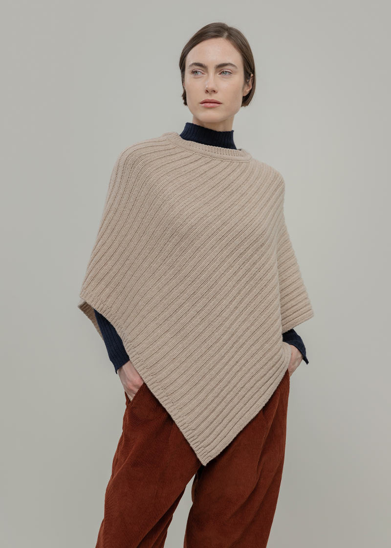 Mantella Donna Poncho Donna Lana Linda - Rifò Lab Moda circolare made in Italy