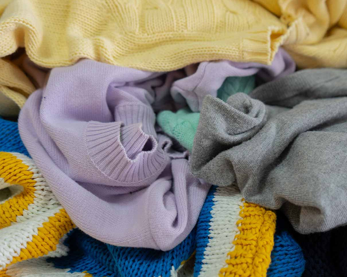 raccolta-abiti-usati-raccolta-indumenti-vecchi-rifo-moda-circolare-2025-cotone
