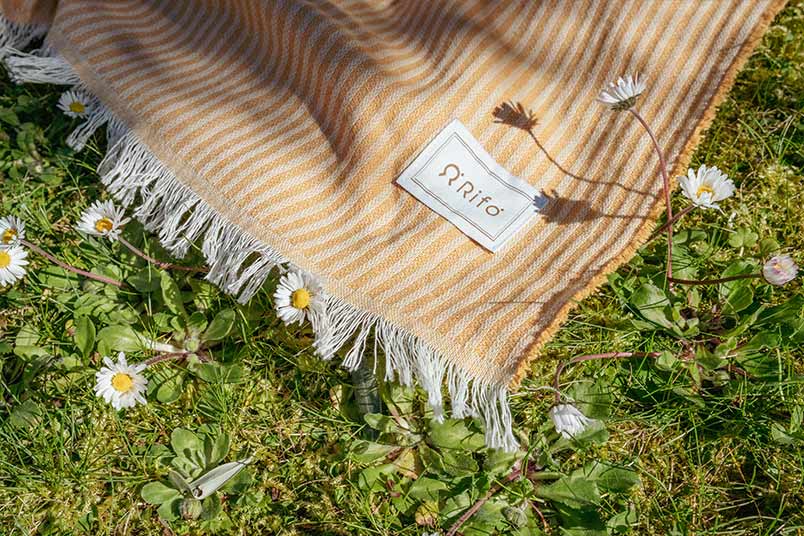 Telo mare grande regalo-festa-della-mamma-regali-sostenibili---Rifo-Lab-Moda-circolare-made-in-Italy