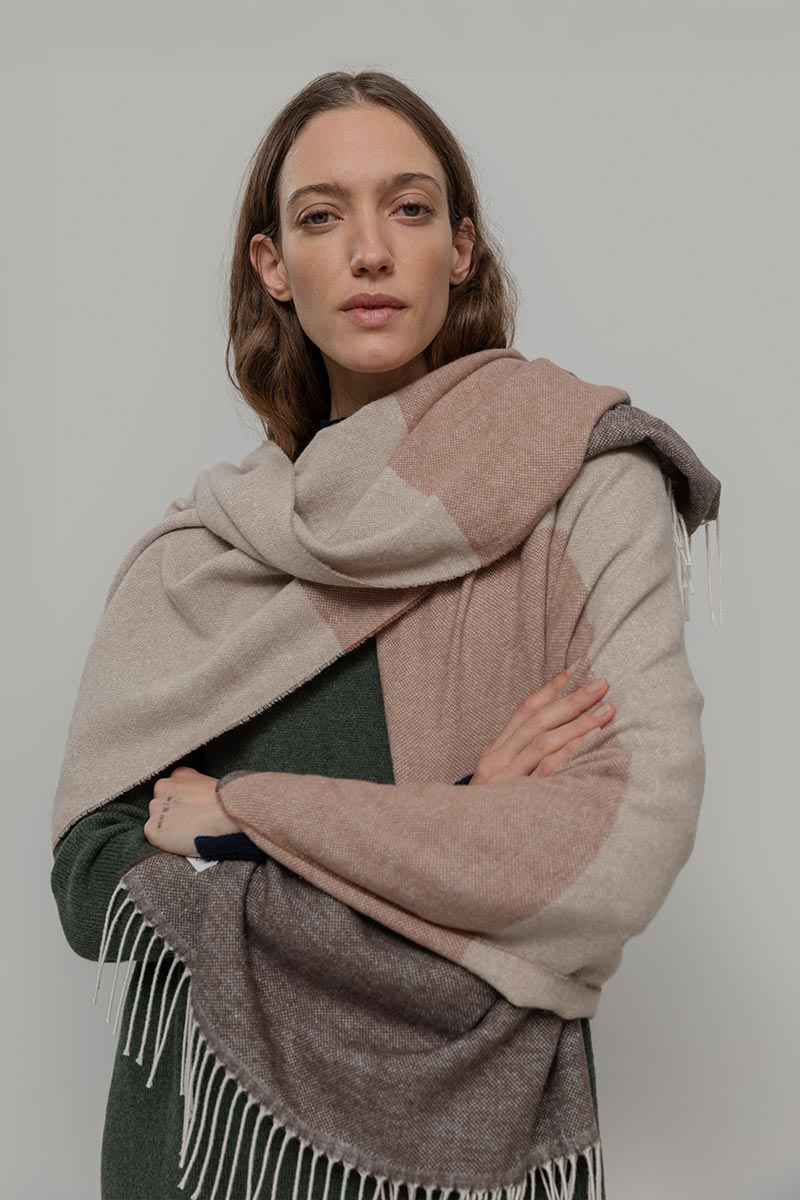 Stola Scialle Donna Cotone Rigenerato Noemi- Rifò Lab Moda circolare made in Italy