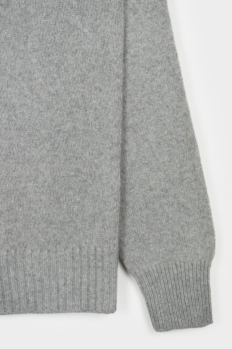 Grigio Calce | Maglia collo alto cashmere rigenerato