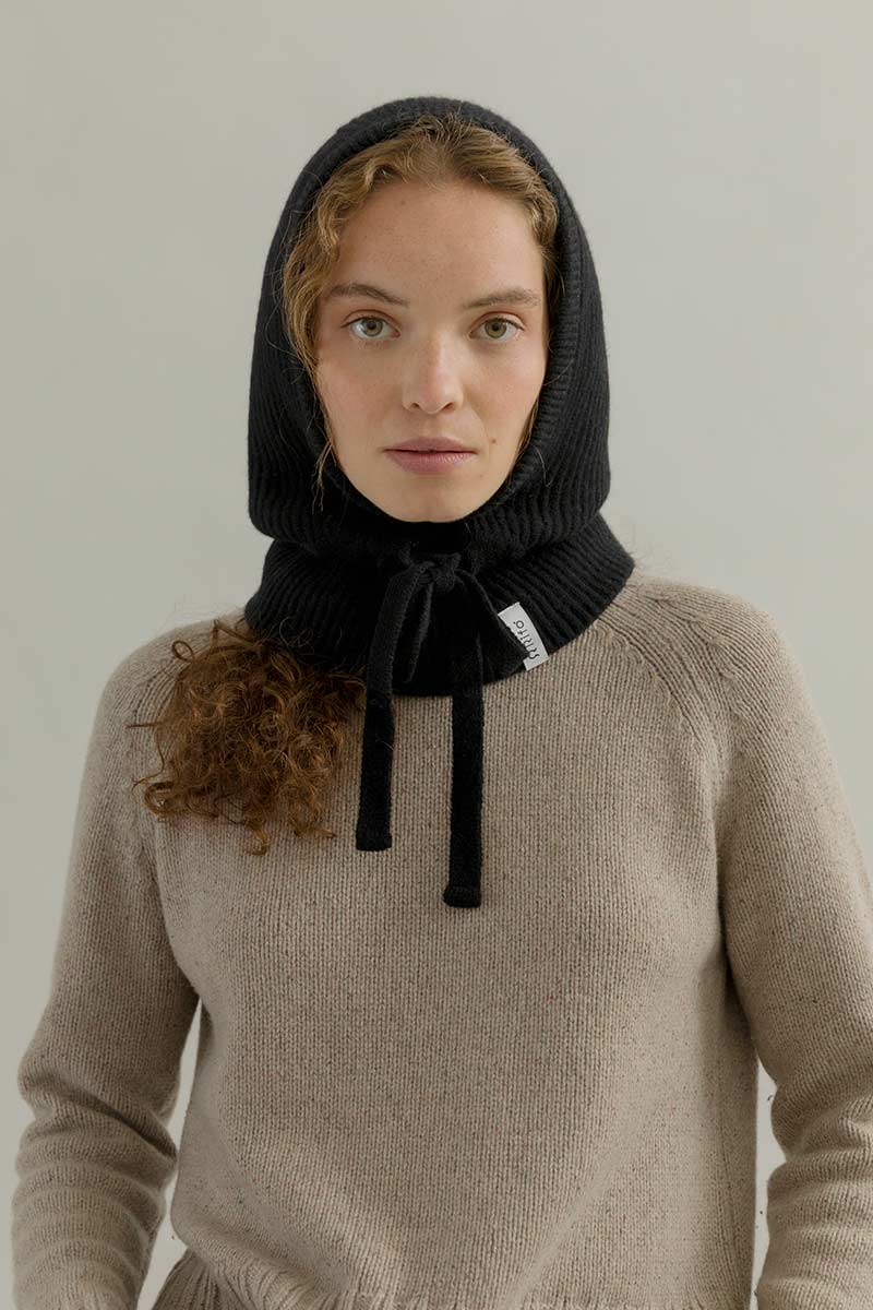 Balaclava Donna Cashmere con Lacci Magda - Rifò Lab Moda circolare made in Italy