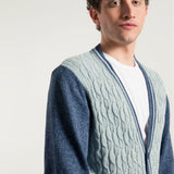 Azzurro Mediterraneo | Cardigan trecce over cotone jeans rigenerato