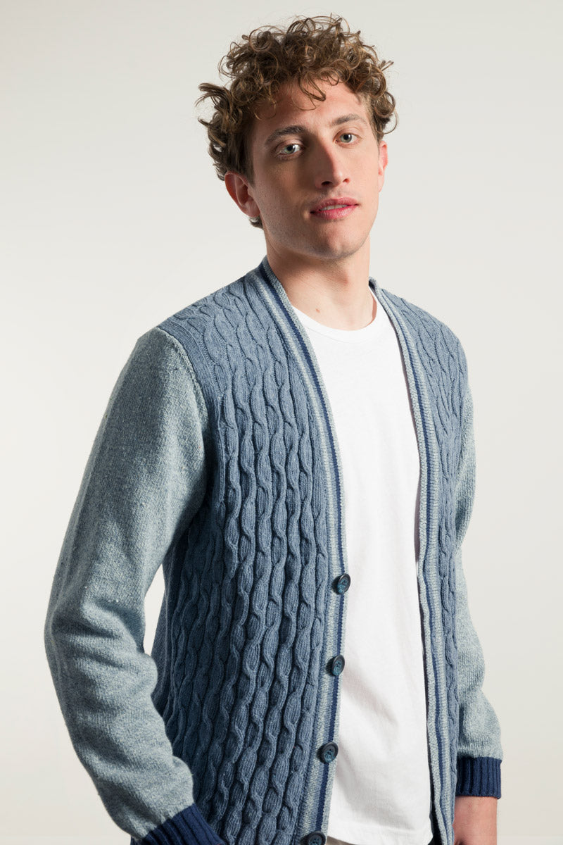 Blu Atlantico | Cardigan trecce over cotone jeans rigenerato