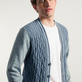 Blu Atlantico | Cardigan trecce over cotone jeans rigenerato