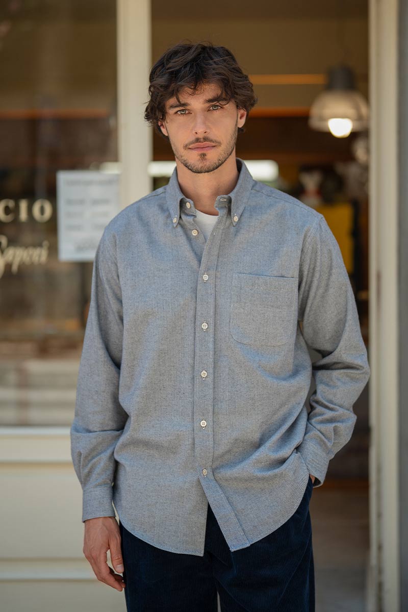 Camicia Uomo Elegante Azzurra Cotone Oxford Manlio - Archivio Inghirami x Rifò moda circolare made in Italy 