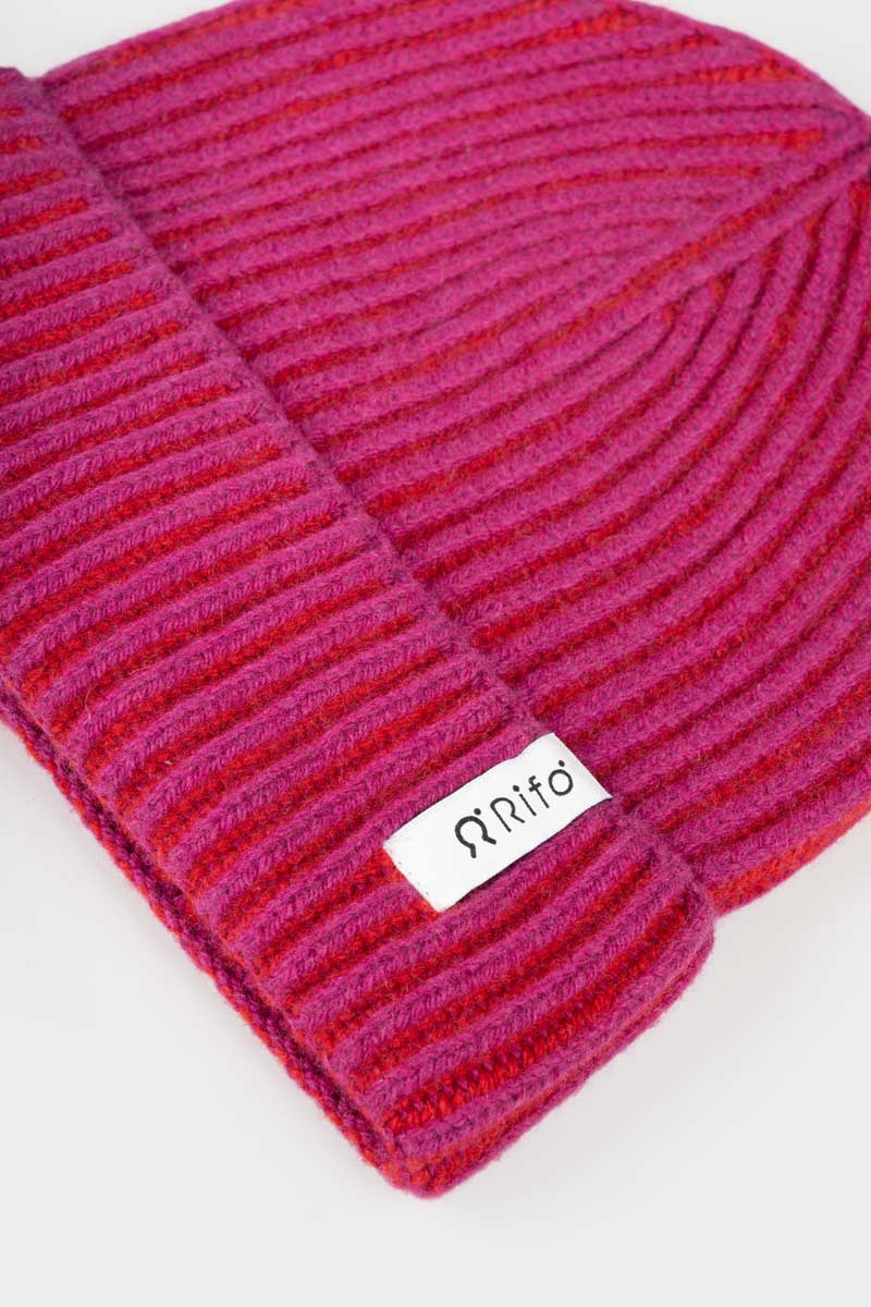 Beanie Cappello Uomo e Donna Cashmere Fucsia Teo - Rifò Lab Moda circolare made in Italy