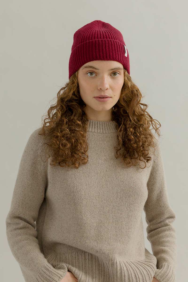 Cappello Uomo e Donna Cashmere Rosso Marcello - Rifò Lab Moda circolare made in Italy