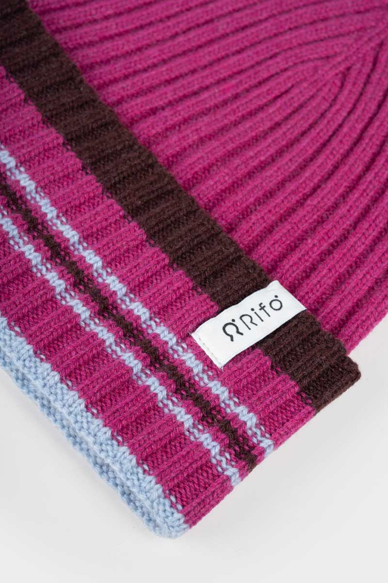 Cappello Cashmere Beanie Invernale a Righe Fucsia Mira - Rifò Lab Moda circolare made in Italy