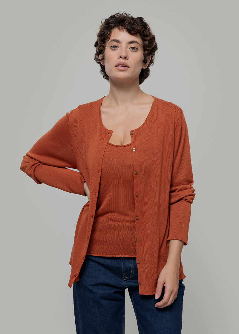 Cardigan Donna Viscosa Vanessa Marrone Terracotta - Rifò Lab Moda circolare made in Italy