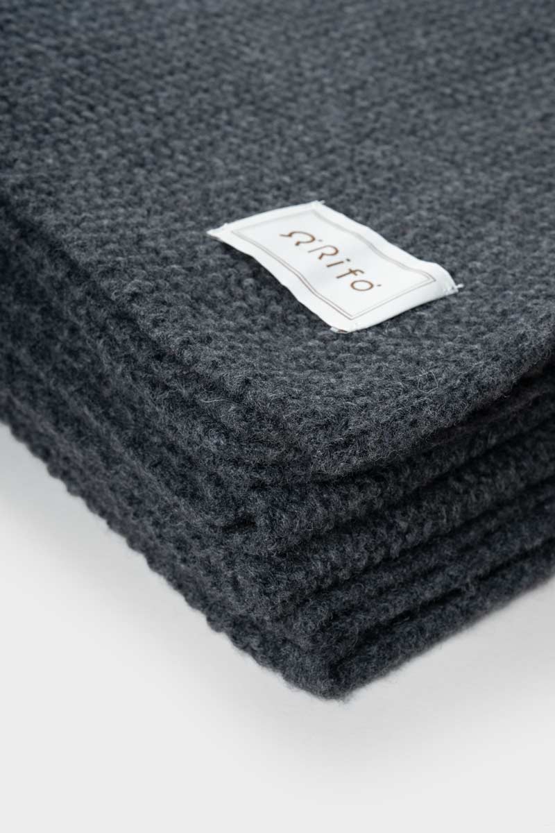 Grigio Carbone | Coperta lana rigenerata Nido