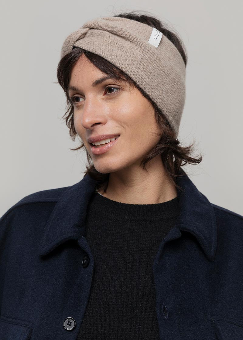 Fascia Donna Cashmere Rigenerato Nadia Beige - Rifò Lab Moda circolare made in Italy