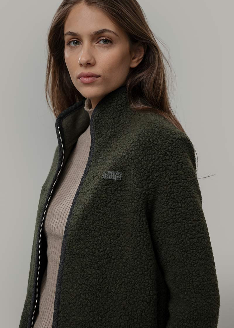 Margaret Giacca Teddy Lana Pile Donna 100% Lana Rigenerata - Rifò Lab Moda circolare made in Italy 
