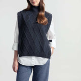 Gilet Collo Alto Lana Rigenerata Delia Grigio