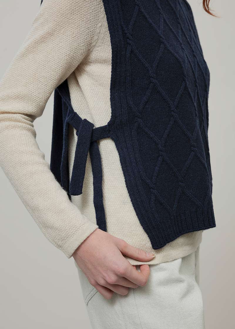 Pettorina Lana Rigenerata Gilet Lana Aperto Donna Delia - Rifò Lab Moda circolare made in Italy