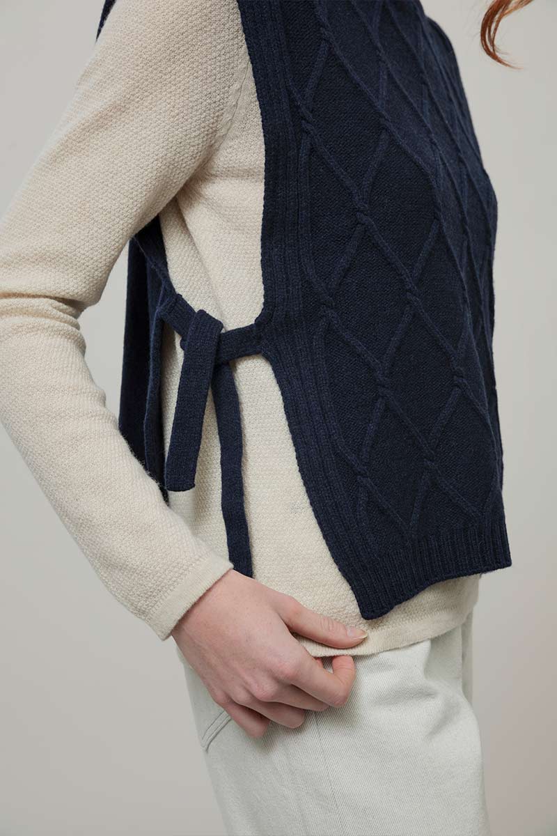 Pettorina Lana Rigenerata Gilet Lana Aperto Donna Delia - Rifò Lab Moda circolare made in Italy