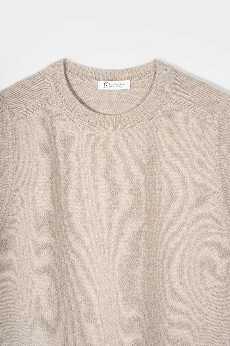Gilet Donna in Maglia Cashmere Rigenerato Angela Smanicato Donna - Rifò Lab Moda circolare made in Italy
Beige Sabbia