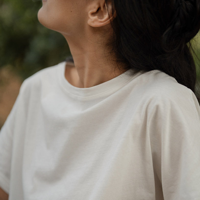 La t-shirt sostenibile democratica: t-shirt donna cotone e -shirt uomo cotone a prezzi giusti - Rifò Lab Moda circolare made in Italy