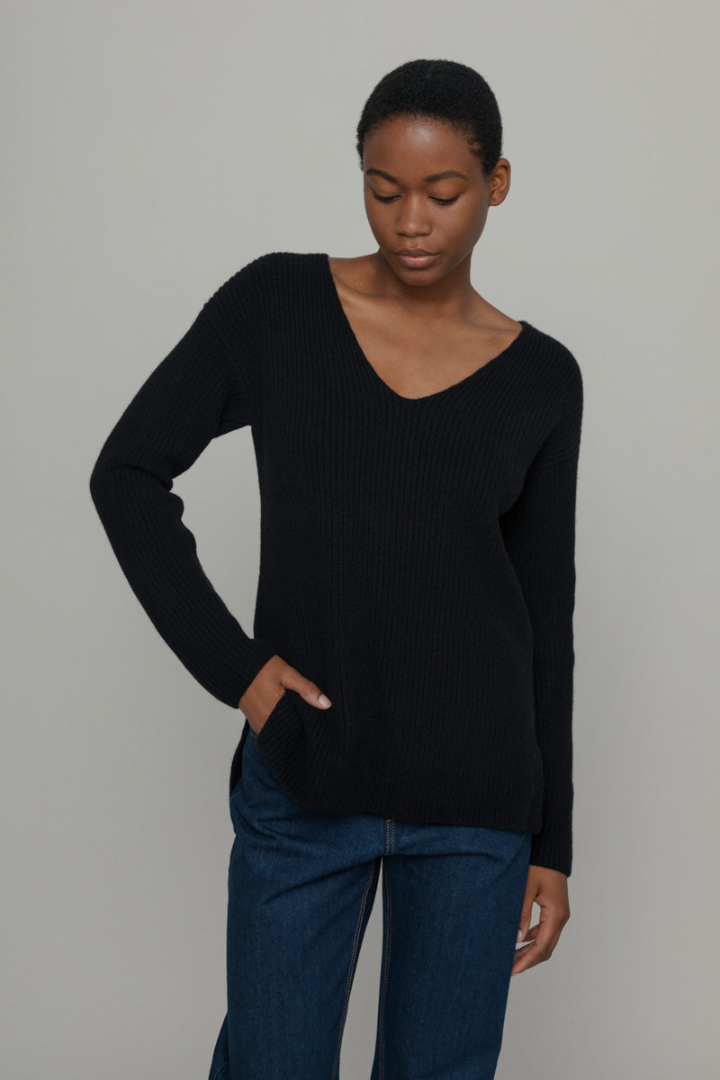 Maglia Donna Cashmere Rigenerato Ester Nero