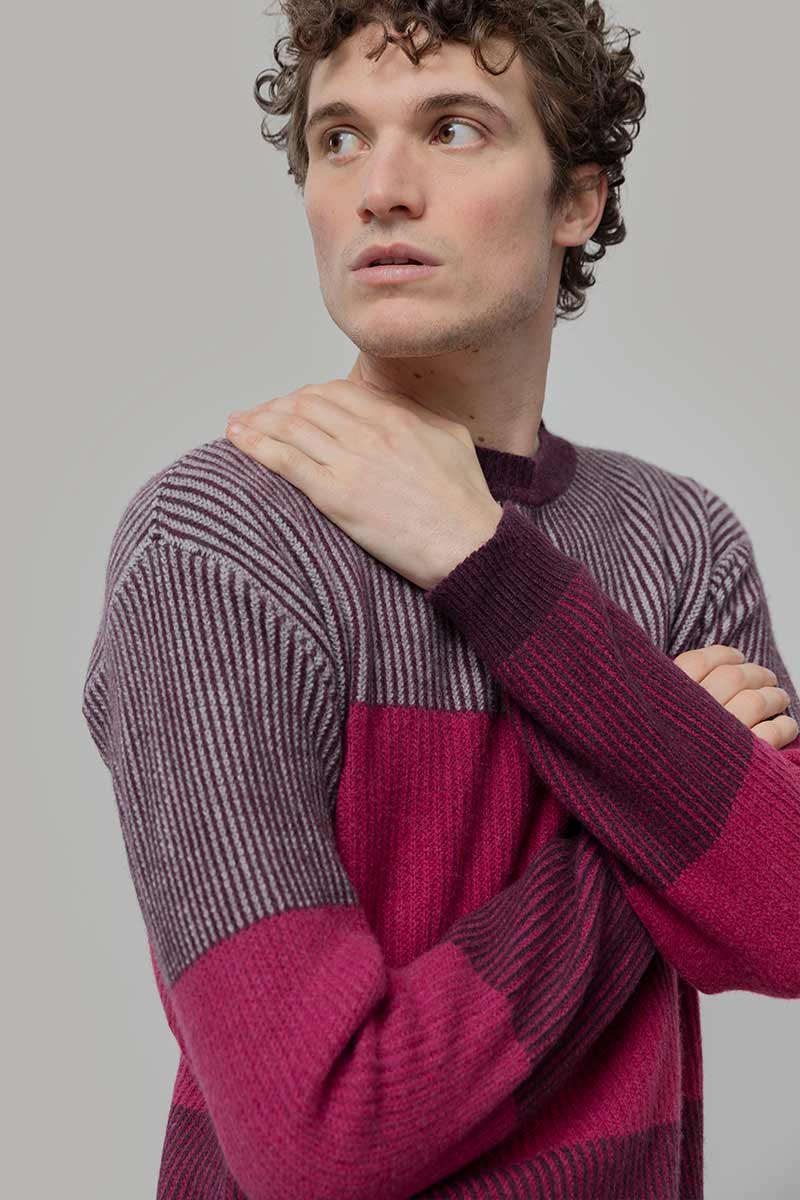 Maglia-Unisex-Cashmere-Rigenerato-Zero-Waste-Trio-17 - Rifò Lab Moda Circolare Made in Italy