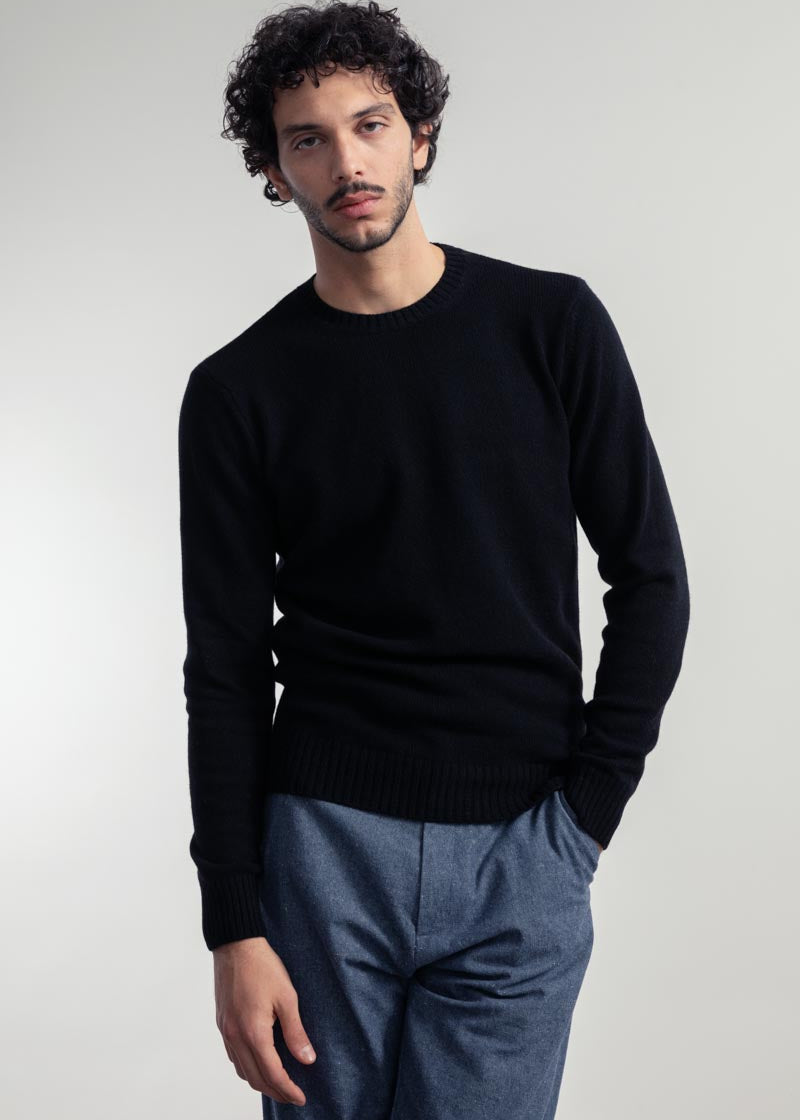 Nero Ardesia | Maglione uomo paricollo cashmere rigenerato