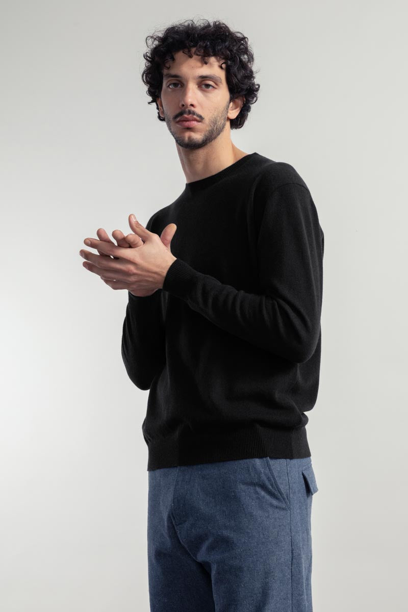 Maglia Girocollo Cashmere Rigenerato Uomo Nero - Moda Etica Rifò