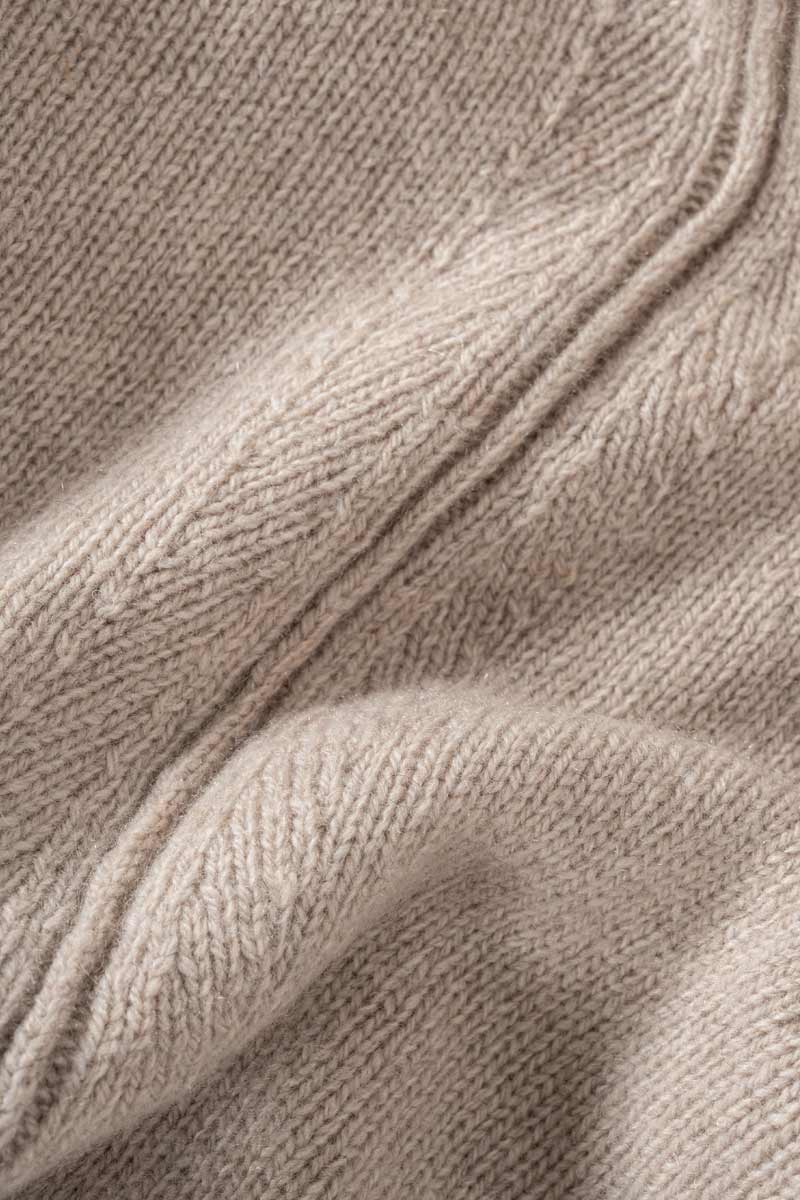 Maglia Collo Lupetto Donna Cashmere Rigenerato Barbara- Rifò Lab Moda circolare made in Italy 