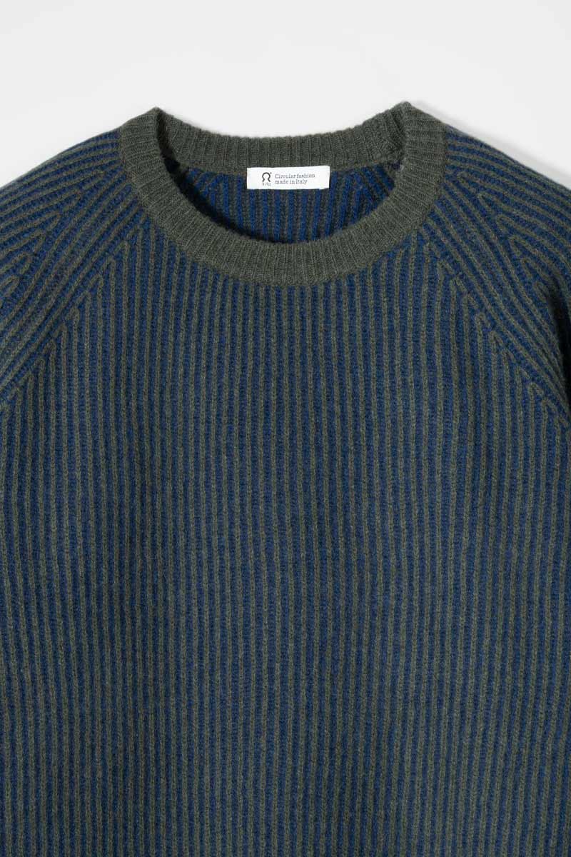 Maglione Cashmere Uomo Invernale Girocollo Amedeo - Rifò Lab Moda circolare made in Italy
Bicolor Verde Blu