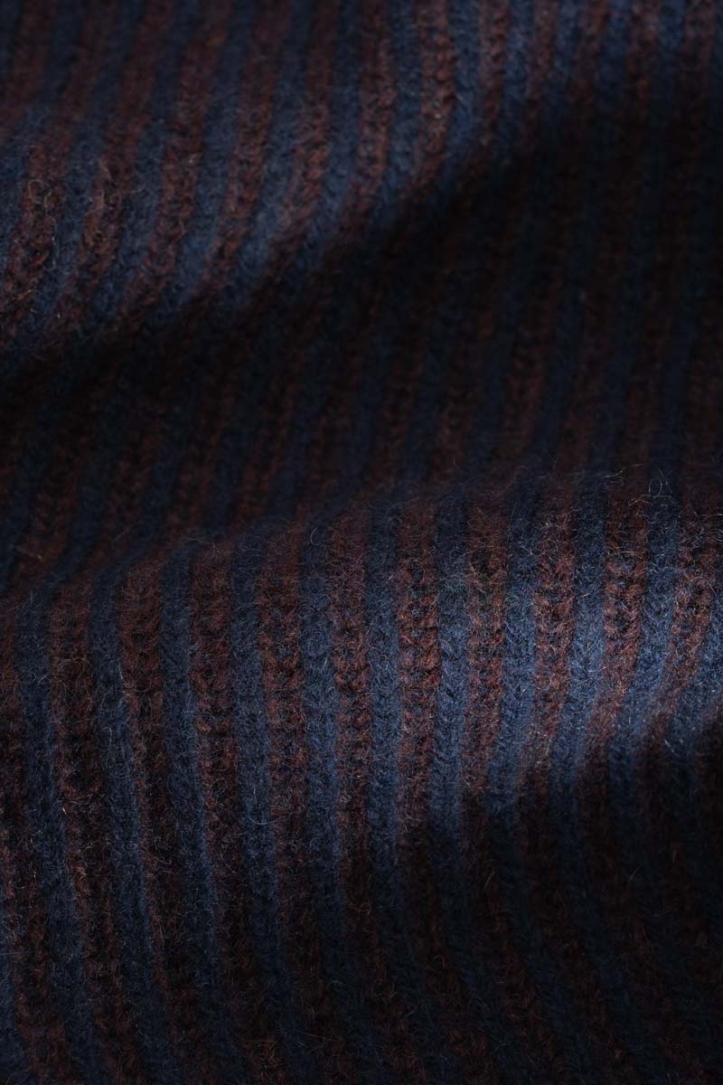 Maglione Cashmere Uomo Invernale Girocollo Amedeo - Rifò Lab Moda circolare made in Italy
Bicolor Blu Marrone 
