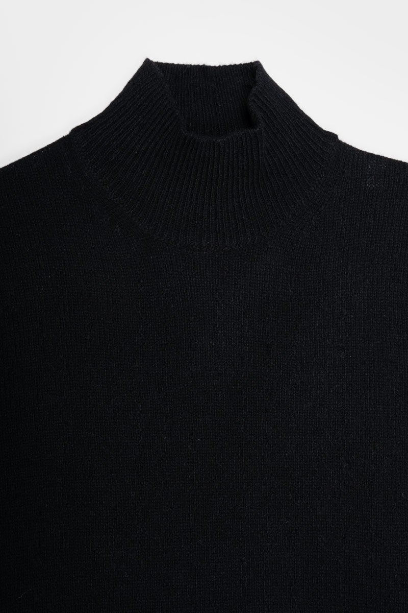 Nero Ardesia | Maglia collo alto cashmere rigenerato