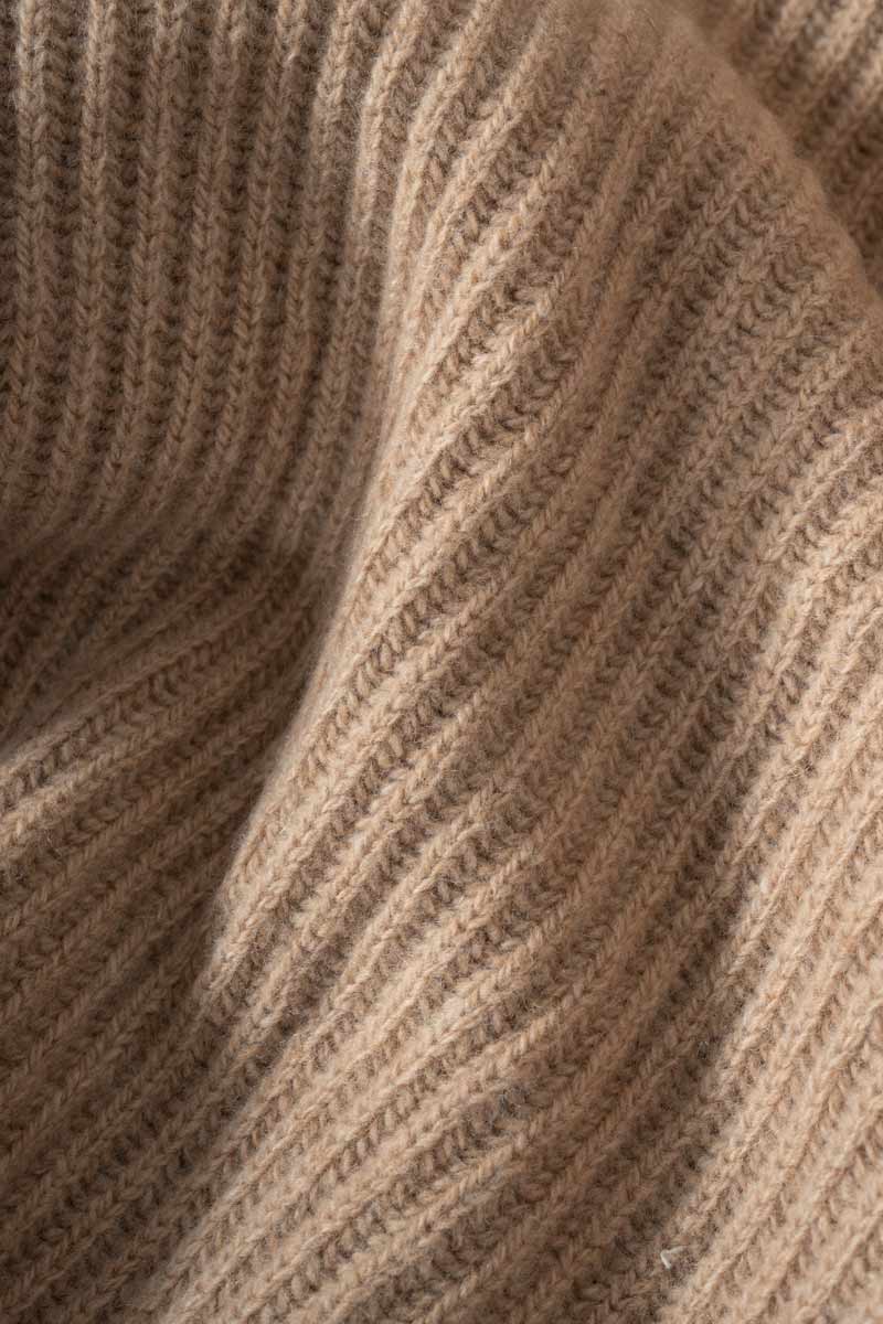 Maglione Uomo Cashmere Rigenerato a Coste Sante - Rifò Lab Moda circolare made in Italy 
