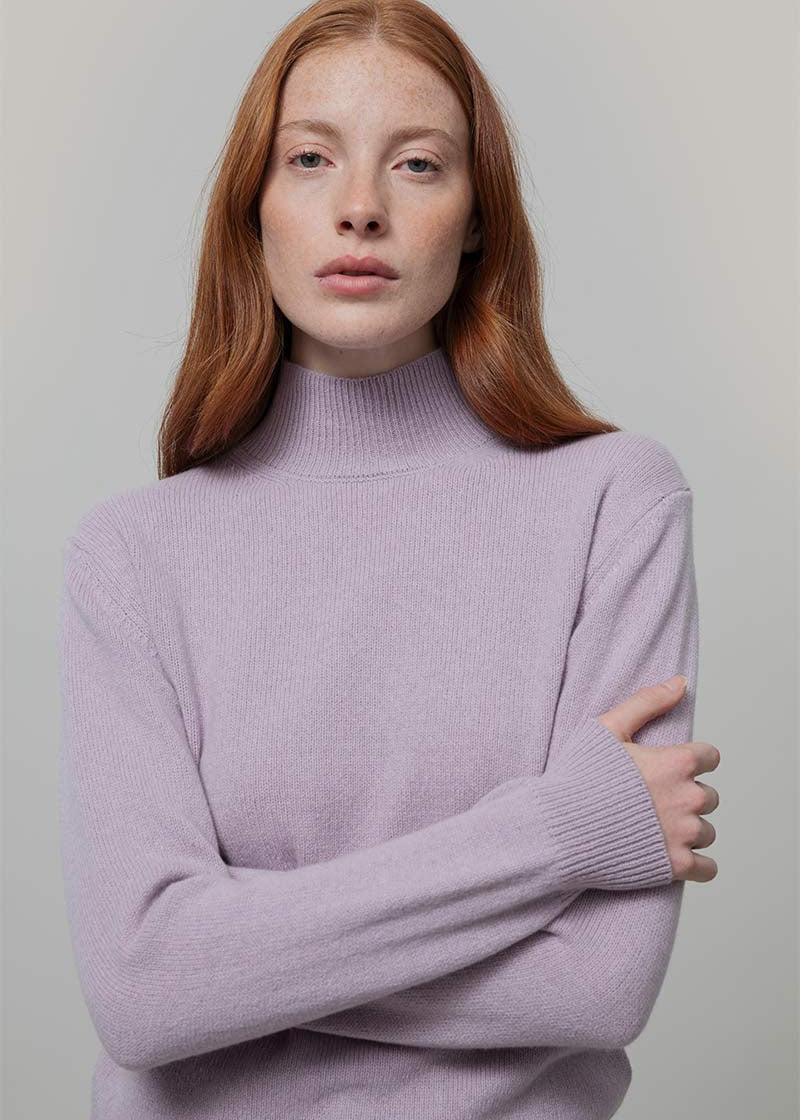 Maglia Collo Alto Cashmere Donna Ada - Rifò moda circolare made in Italy
Lilla Lavanda