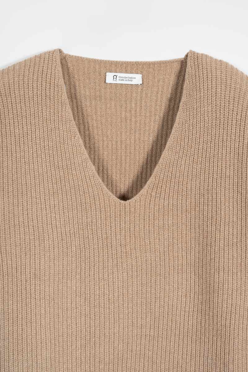 Maglia Donna Cashmere Rigenerato Ester - Rifò Lab Moda circolare made in Italy