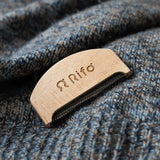 Pettine levapelucchi in legno Johnny - Rifò Lab Moda circolare made in Italy