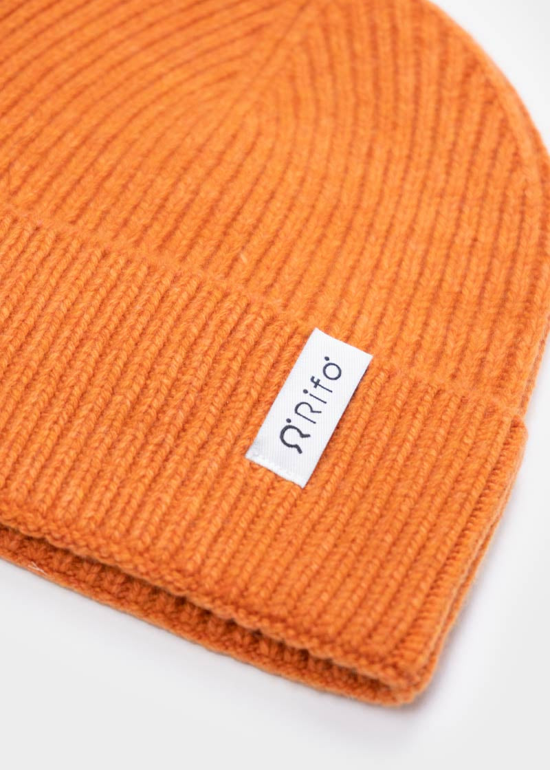 Arancio Becco D'oca | Cappello cashmere rigenerato